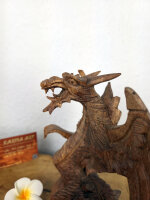 Handgefertigter Holzdrache mit gespreizten Flügeln – ca. 15 cm, Unikat