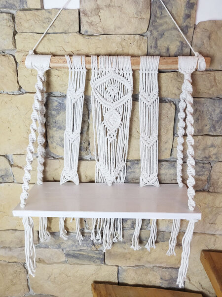 Makrame Hängeregal
