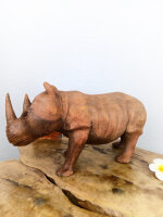 Handgefertigtes Holz-Nashorn – Unikat, robust und charmant