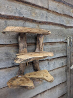 Handgefertigtes Designer-Wandregal aus Massivholz 3...