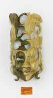 Maske aus Hibiskusholz