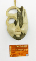 Maske aus Hibiskusholz