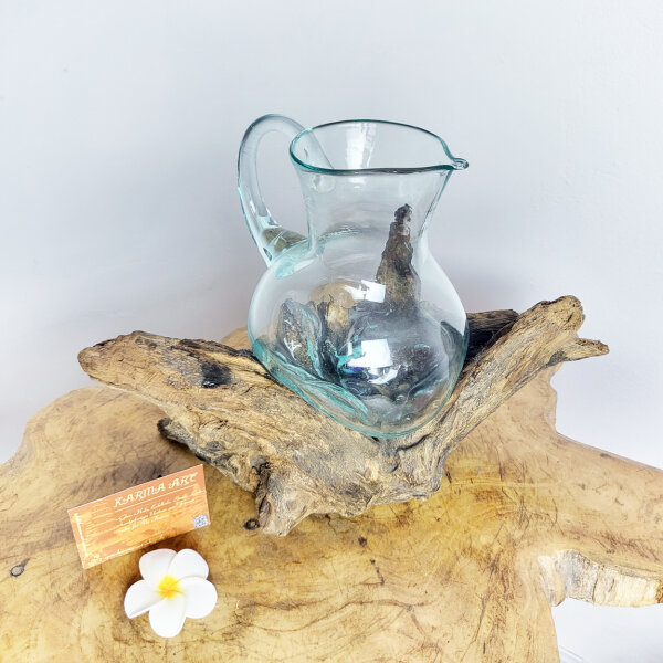 Teakwurzel mit Glaskanne