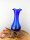 Vase abstract mit blauem Glas